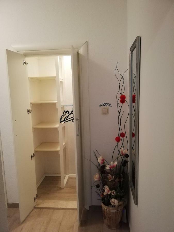 Apartmani Dina Makarska Exterior foto